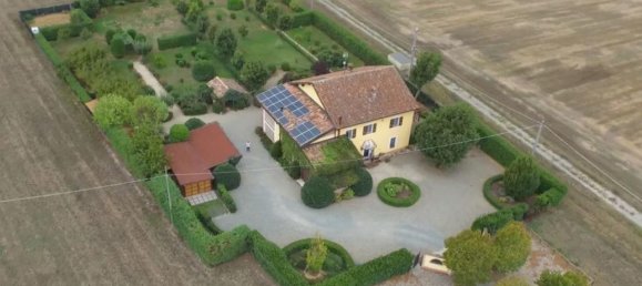 Дом с 5 комнатами в Нови Лигуре, Италия № 114829 5