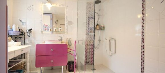 2 bedrooms House in Pont-Sainte-Maxence, France No. 309674 6