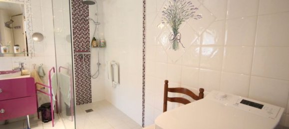 2 bedrooms House in Pont-Sainte-Maxence, France No. 309674 5