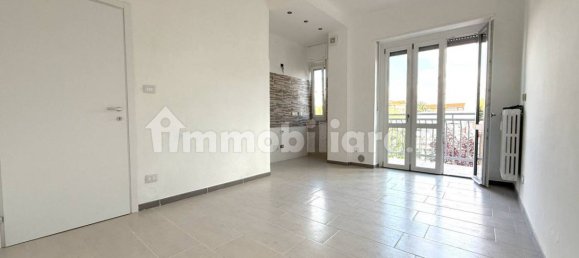 2 bedrooms Apartment in Settimo Torinese, Italy No. 324671 3