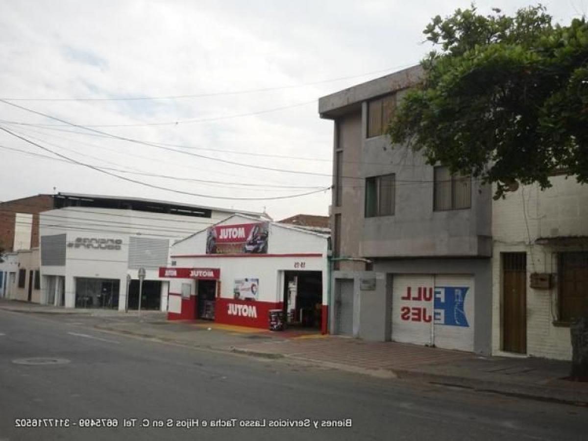 6 bedrooms House in Valle del Cauca, Colombia No. 1518