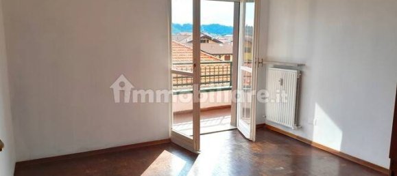 3 bedrooms Apartment in Induno Olona, Italy No. 2332 35