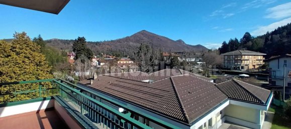 3 bedrooms Apartment in Induno Olona, Italy No. 2332 4
