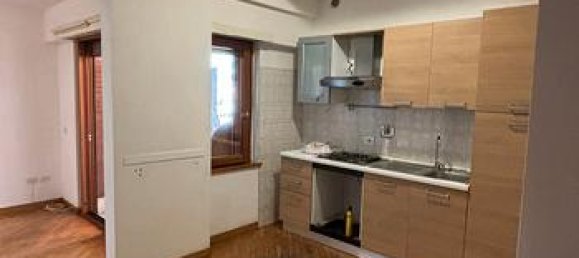 2-Zimmer Wohnung in Rome, Italy, Nr. 281378 4