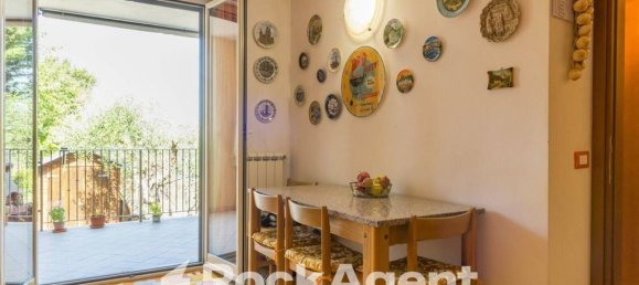3 bedrooms Villa in Rome, Italy No. 296880 10
