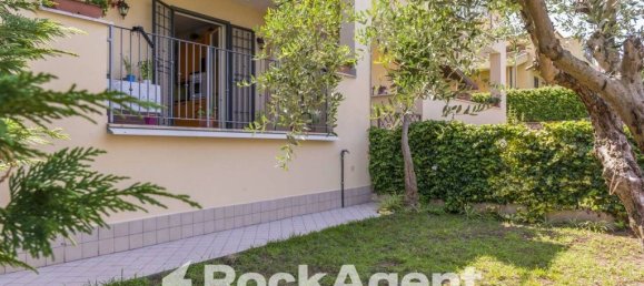 3 bedrooms Villa in Rome, Italy No. 296880 13