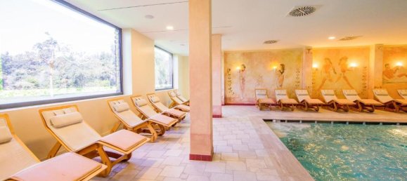 Hotel de 18 dormitorios en Riparbella, Italy No. 70599 11