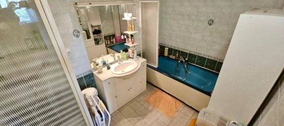 5 rooms Apartment in Rosny-sous-Bois, France No. 291999 8