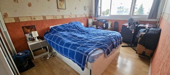 5 rooms Apartment in Rosny-sous-Bois, France No. 291999 5