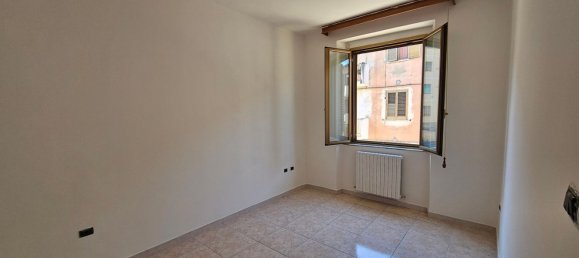 4 rooms Apartment in Cosenza, Italy No. 68544 19