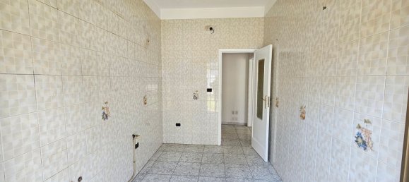 4 rooms Apartment in Cosenza, Italy No. 68544 7
