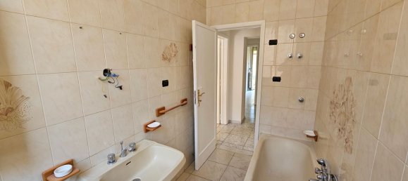 4 rooms Apartment in Cosenza, Italy No. 68544 18