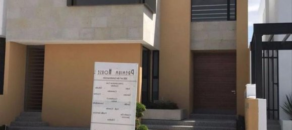 Casa de 3 dormitorios en Querétaro, Mexico No. 147487 2