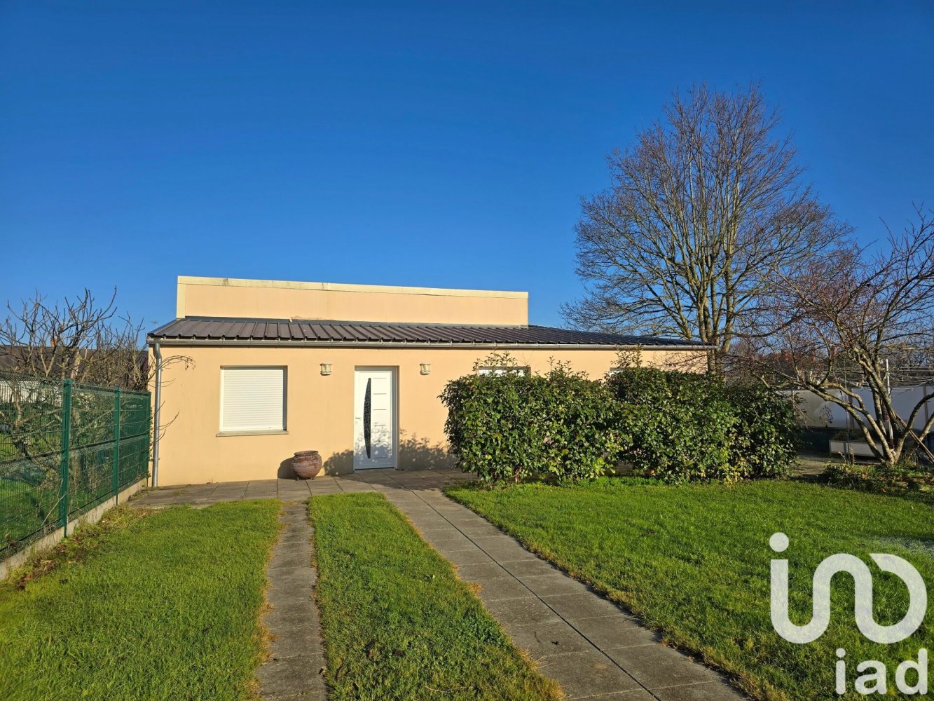 Casa de 7 divisões em Chateauroux, France N.º 326906