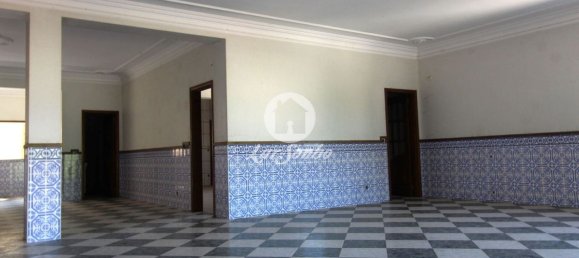 Дом с 4 спальнями в Martim, Португалия № 171332 2