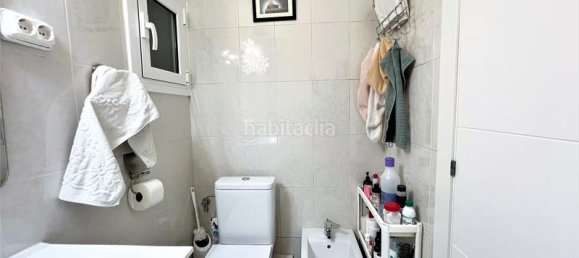 3 bedrooms Apartment in L'Hospitalet de Llobregat, Spain No. 174110 6