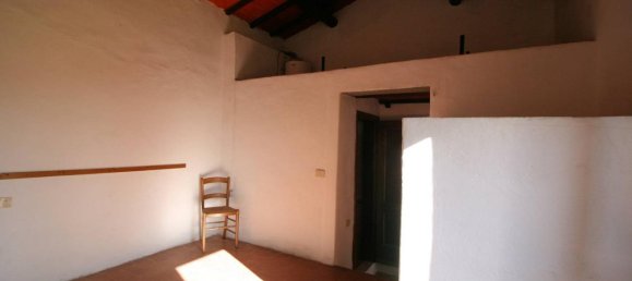 Casa de 4 habitaciónes en Lamporecchio, Italy No. 224844 12