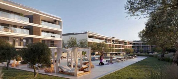 3 bedrooms Penthouse in Paphos, Cyprus No. 15511 2