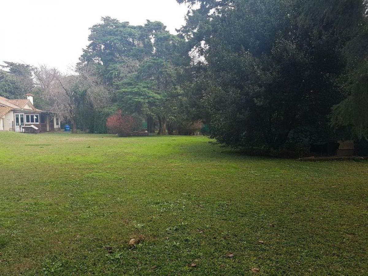 Grundstück in San Miguel, Argentina, Nr. 117556