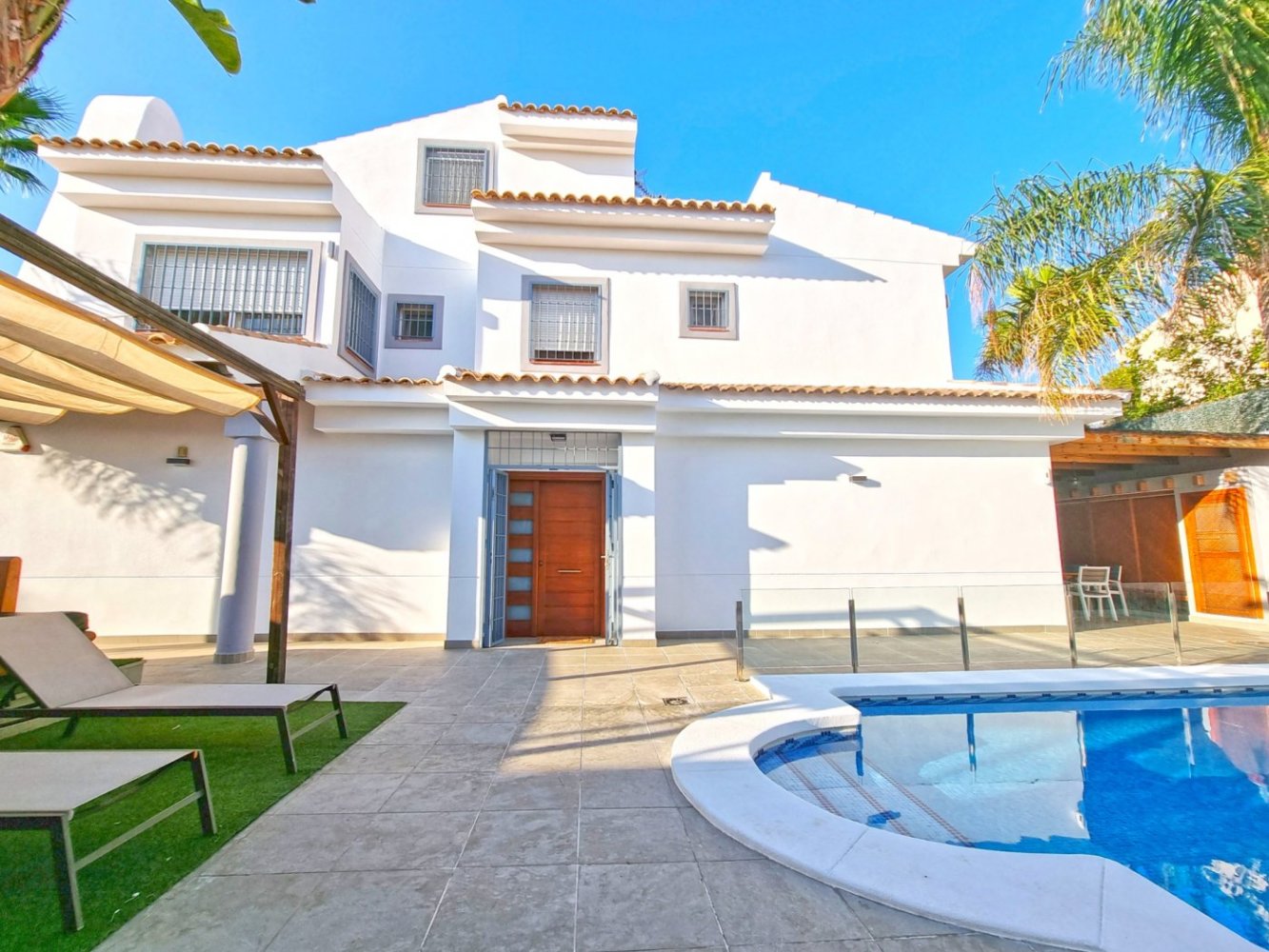 6 bedrooms Villa in Rincon De Loix, Spain No. 2642