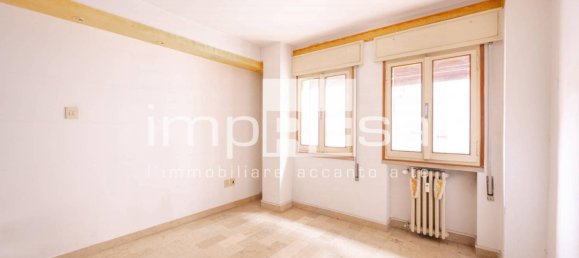 4 rooms Office in Venice, Italy No. 216343 13