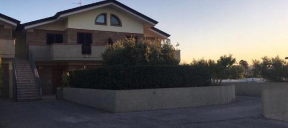 4غرفة منزل في Montenero di Bisaccia, Italy رقم 253739 5