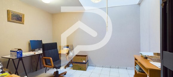 Gewerbliche Immobilie in Saint-Barthelemy-de-Vals, France 80m², Nr. 242221 5