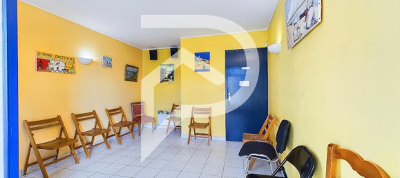 Gewerbliche Immobilie in Saint-Barthelemy-de-Vals, France 80m², Nr. 242221 2