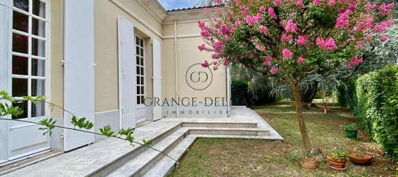 7 bedrooms House in Bruges, France No. 302162 2