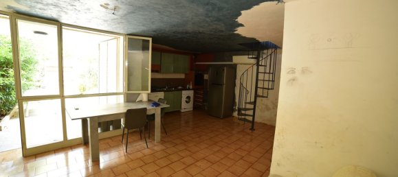 3-salle Duplex à Bolsena, Italy No. 276655 10
