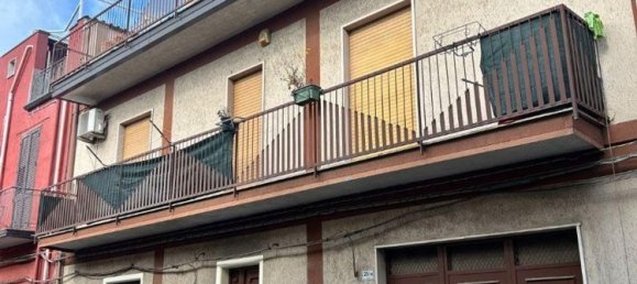 6-Zimmer Haus in Paternò, Italy, Nr. 259722 2