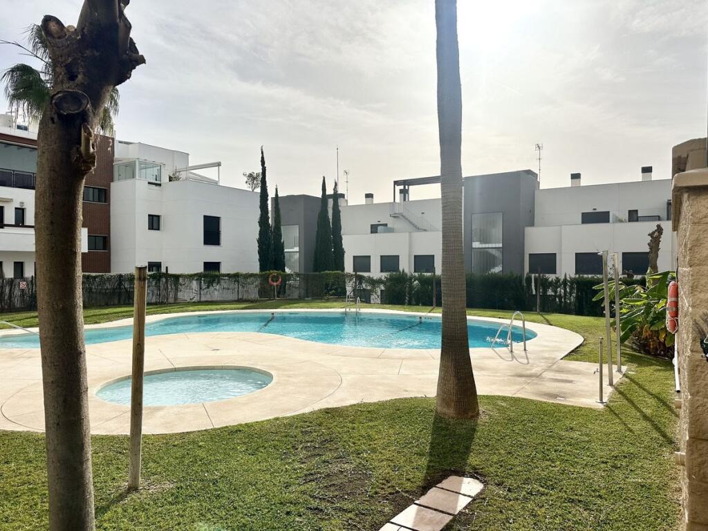 Apartamento de 2 dormitorios en Mijas, Spain No. 35857