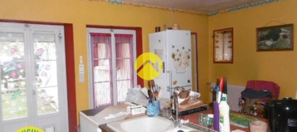 3 bedrooms Castles in Le Blanc, France No. 152883 6