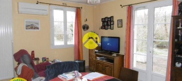 3 bedrooms Castles in Le Blanc, France No. 152883 8