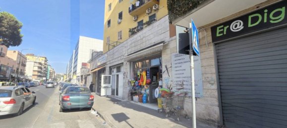 Коммерческая недвижимость с 1 комнатой в Неаполь, Италия № 30527 13