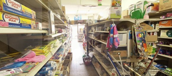 Коммерческая недвижимость с 1 комнатой в Неаполь, Италия № 30527 8