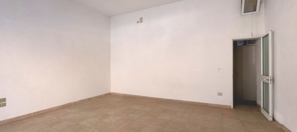 31m² Commercial property in Matera, Italy No. 115811 5