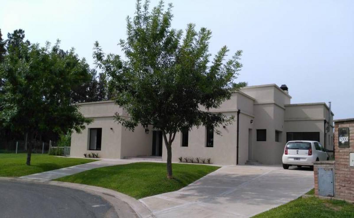 5 bedrooms House in Escobar, Argentina No. 53207