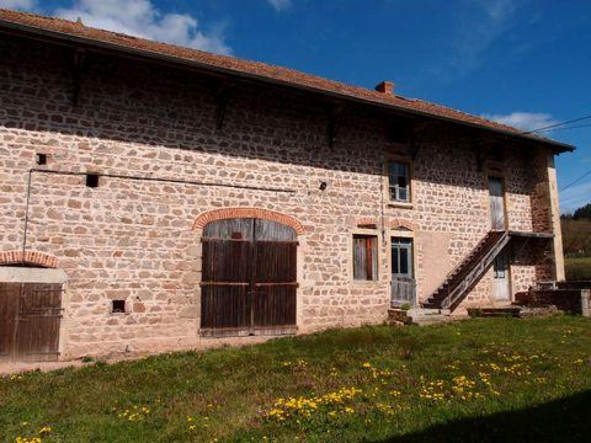 125m² Farm in Cluny, France No. 18412