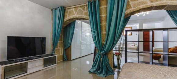 5 bedrooms Villa in Adeje, Spain No. 27334 16