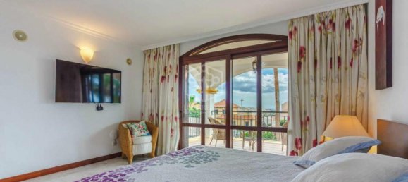 5 bedrooms Villa in Adeje, Spain No. 27334 8