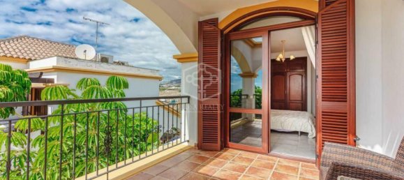 5 bedrooms Villa in Adeje, Spain No. 27334 12