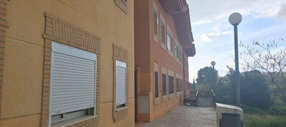 Dúplex de 3 dormitorios en Andalucía, Spain No. 160169 8