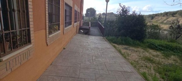 Dúplex de 3 dormitorios en Andalucía, Spain No. 160169 4