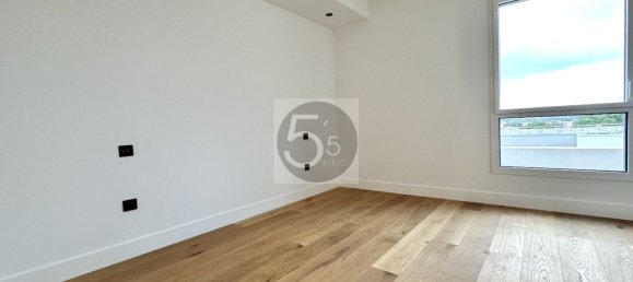 3 bedrooms Penthouse in Baillargues, France No. 299423 9