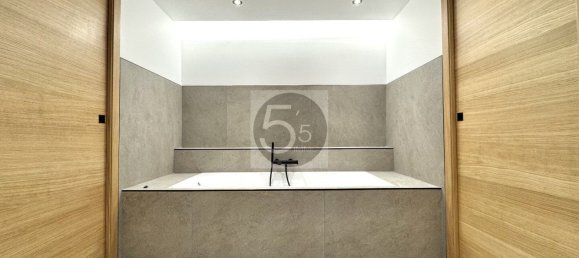 3 bedrooms Penthouse in Baillargues, France No. 299423 6