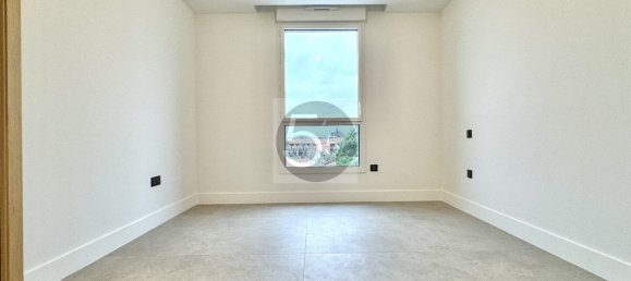 3 bedrooms Penthouse in Baillargues, France No. 299423 10