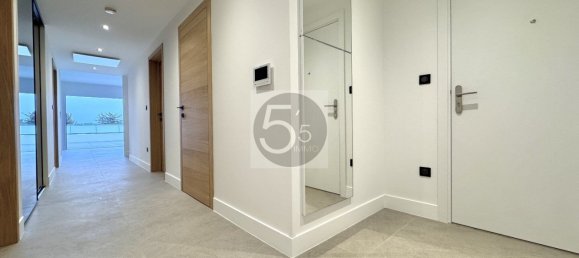 3 bedrooms Penthouse in Baillargues, France No. 299423 4