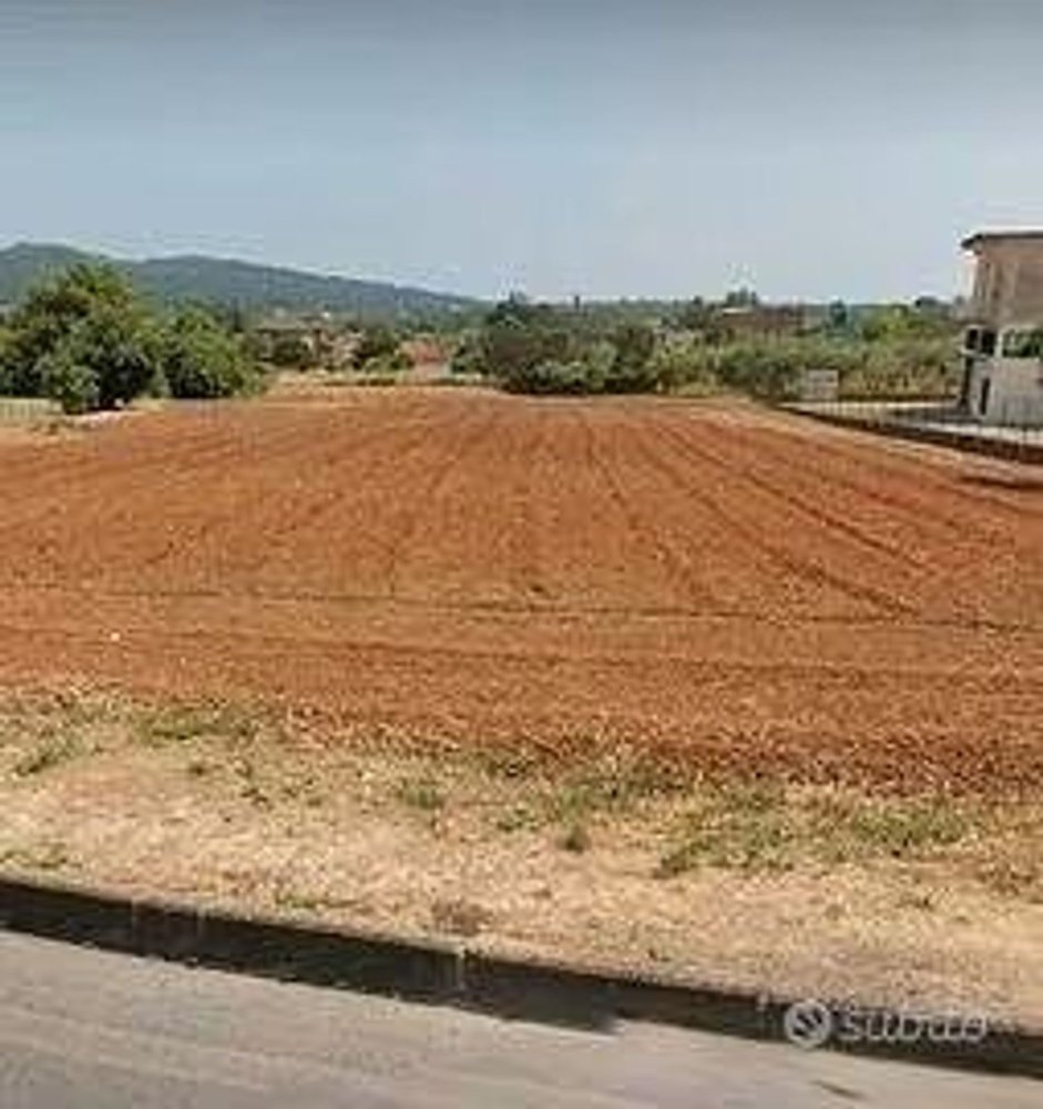 Terreno en Formia, Italy No. 323974
