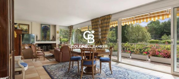 5 bedrooms Villa in Antibes, France No. 294705 9